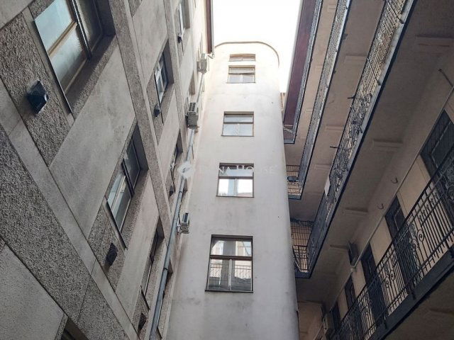 Eladó téglalakás, Budapesten, VI. kerületben 99.9 M Ft, 2 szobás