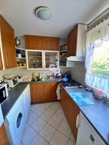 Eladó családi ház, Balatonalmádiban 99.9 M Ft, 1+5 szobás