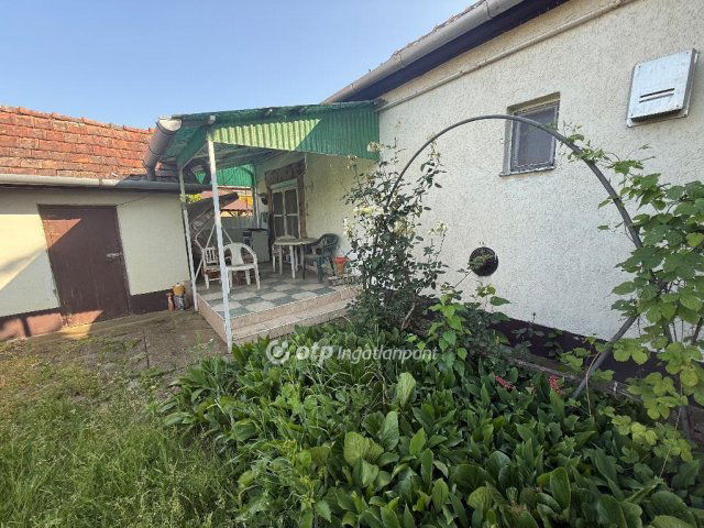 Eladó családi ház, Hajdúdorogon 27.9 M Ft, 2 szobás