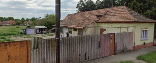 Eladó családi ház, Cegléden 18 M Ft, 2 szobás