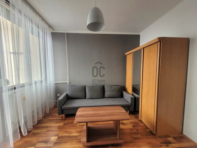 Eladó téglalakás, Szentgotthárdon 34.9 M Ft, 2 szobás