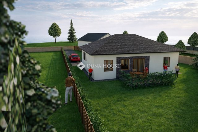 Eladó családi ház, Adonyban 79.9 M Ft, 4 szobás