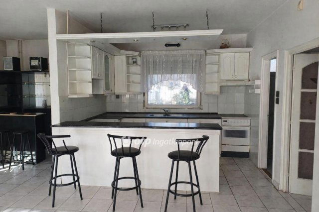 Eladó családi ház, Budapesten, XVIII. kerületben 99 M Ft