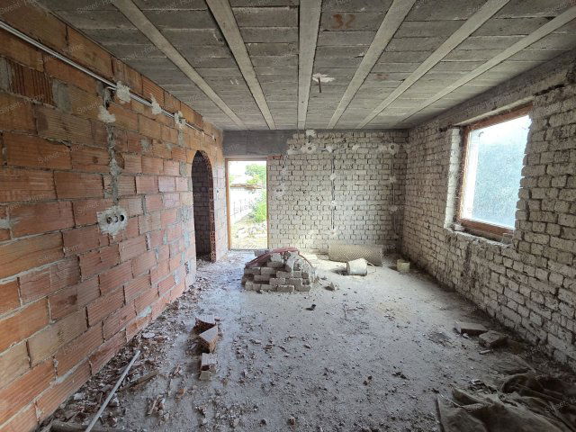 Eladó családi ház, Orgoványon 20 M Ft, 3 szobás