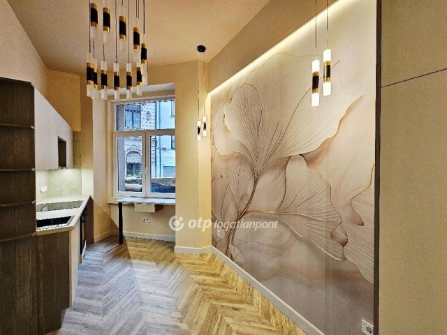 Eladó téglalakás, Budapesten, VII. kerületben 49.9 M Ft