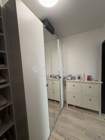 Eladó téglalakás, Budapesten, VIII. kerületben 68.9 M Ft
