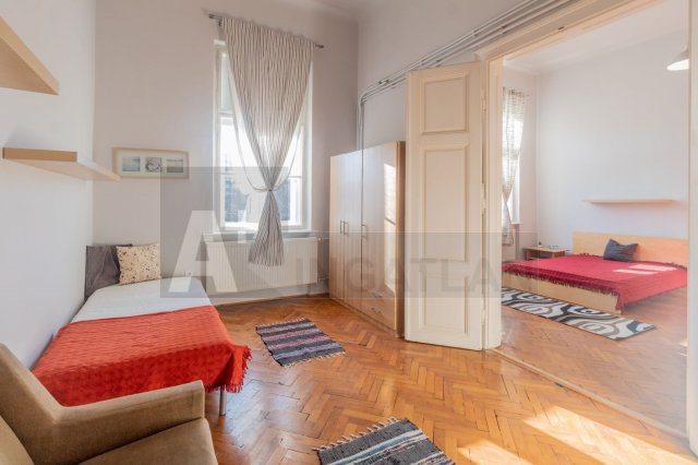 Kiadó téglalakás, albérlet, Szegeden 170 E Ft / hó, 2 szobás