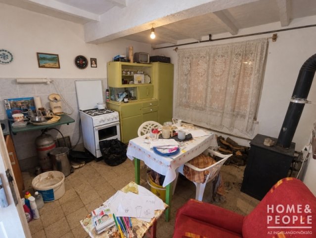 Eladó családi ház, Bordányon 19.99 M Ft, 2 szobás