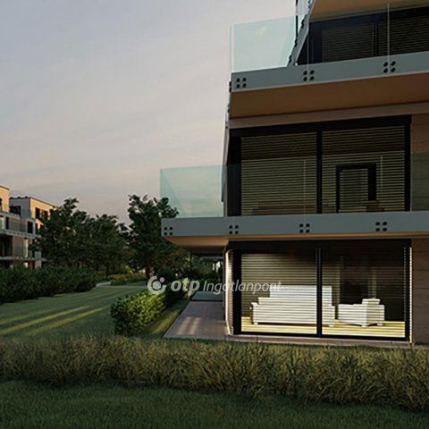 Eladó nyaraló, Siófokon 122.4 M Ft, 3 szobás