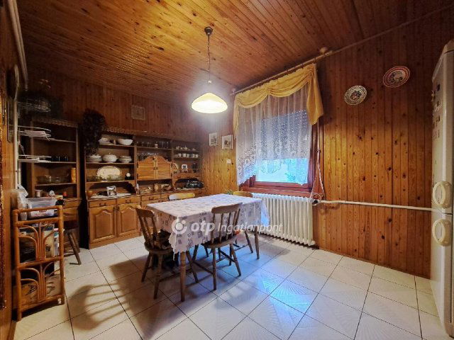 Eladó családi ház, Mezőkövesden 54 M Ft, 3 szobás