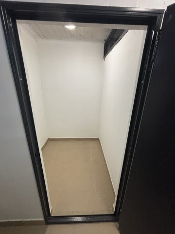 Eladó ipari ingatlan, Budapesten, XIII. kerületben 3.9 M Ft