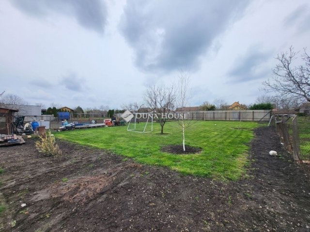 Eladó telek, Szegeden 35 M Ft / költözzbe.hu
