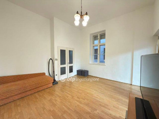 Eladó téglalakás, Budapesten, IX. kerületben 69.5 M Ft, 2 szobás