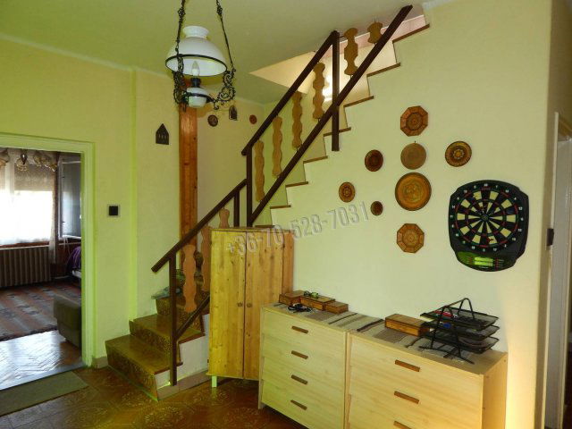 Eladó családi ház, Tatabányán 79.99 M Ft, 5 szobás