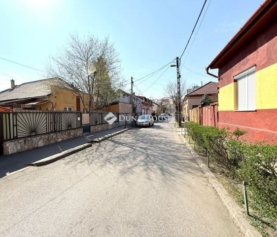 Eladó családi ház, Budapesten, XX. kerületben 89.9 M Ft