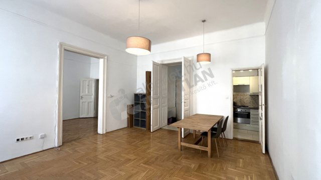 Kiadó téglalakás, albérlet, VI. kerületben, Weiner Leó utcában