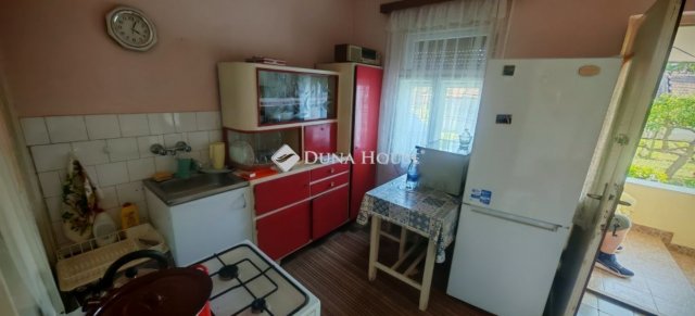Eladó családi ház, Esztergályhorvátiban 19.99 M Ft, 3 szobás