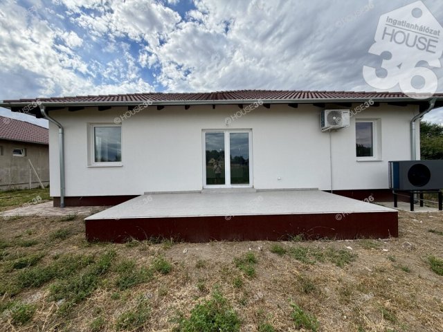 Eladó családi ház, Nagykátán 95 M Ft, 4 szobás