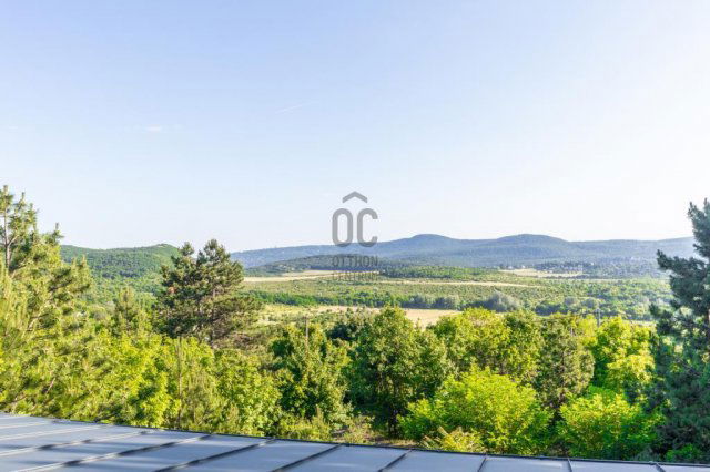 Eladó családi ház, Budapesten, II. kerületben 135 M Ft, 2 szobás