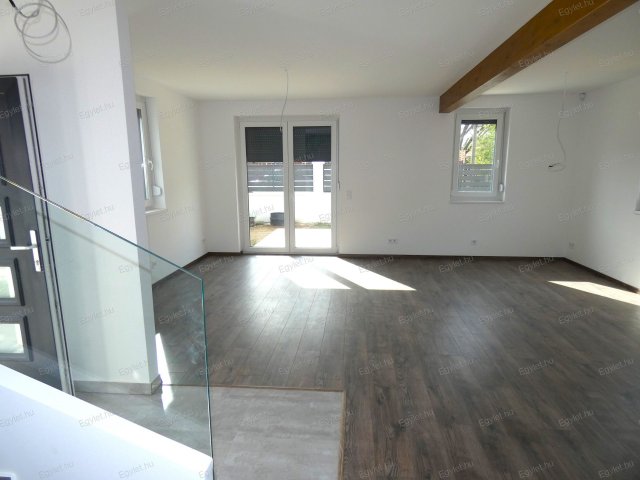 Eladó ikerház, Budapesten, XVII. kerületben 134.7 M Ft, 4 szobás