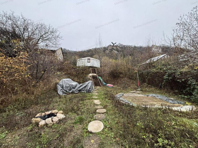 Eladó mezogazdasagi ingatlan, Tatabányán 22.5 M Ft, 1 szobás