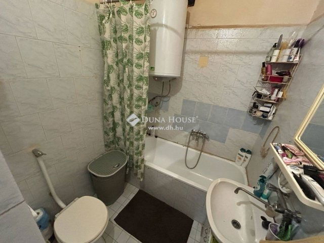 Eladó családi ház, Dabason 45 M Ft, 4 szobás