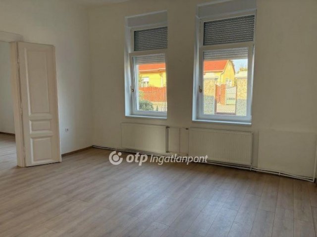 Eladó családi ház, Budapesten, XVI. kerületben 139 M Ft