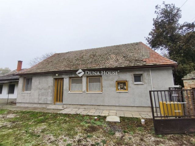 Eladó családi ház, Kislippón 19.45 M Ft, 3 szobás