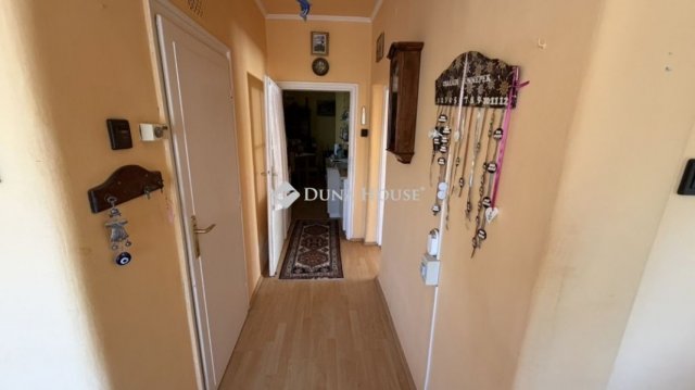 Eladó családi ház, Szombathelyen 72.9 M Ft, 2 szobás