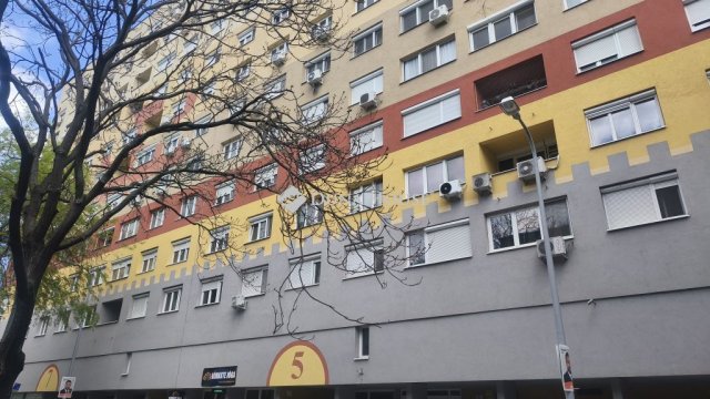Eladó panellakás, Budapesten, III. kerületben 81 M Ft, 3 szobás