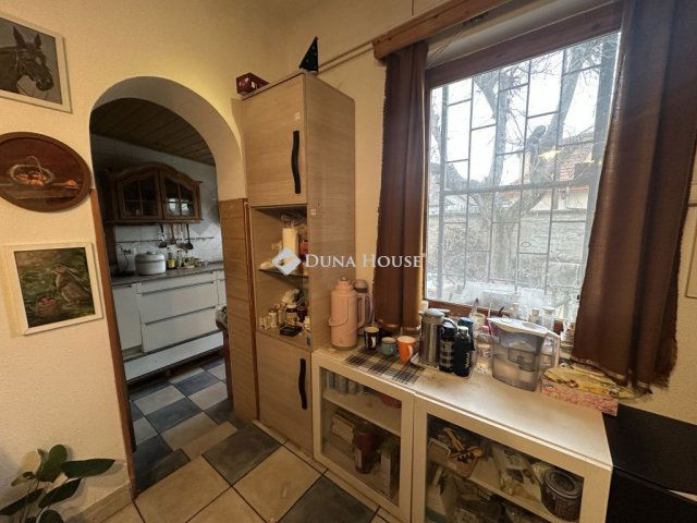 Eladó családi ház, Budapesten, X. kerületben, Nyerő utcában