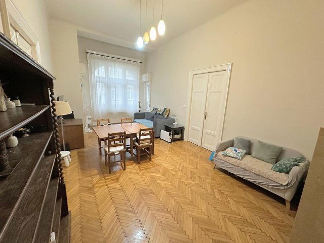 Eladó téglalakás, XIII. kerületben, Visegrádi utcában