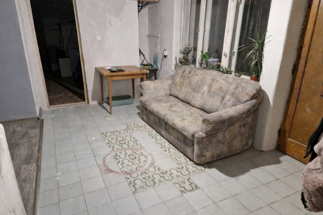 Eladó családi ház, Tabon 25.4 M Ft, 2 szobás