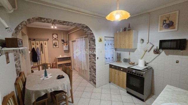 Eladó családi ház, Kecskeméten 50.5 M Ft, 2 szobás