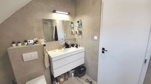 Eladó családi ház, Érden 125 M Ft, 4 szobás