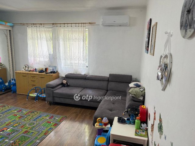 Eladó családi ház, Recsken 11.9 M Ft, 2 szobás