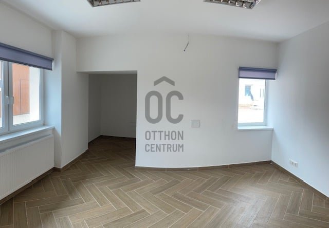 Kiadó ipari ingatlan, Budaörsön 495 E Ft / hó