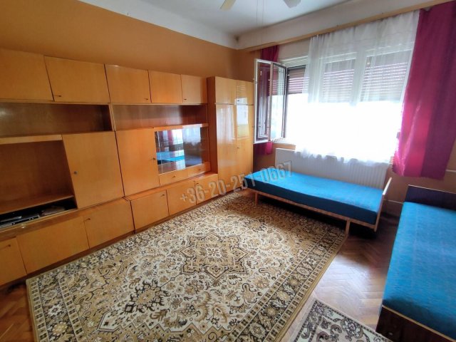 Eladó családi ház, Mohácson 33 M Ft, 3 szobás