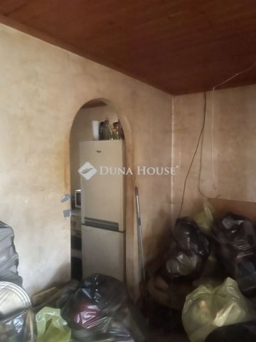 Eladó családi ház, Ecseren 35.9 M Ft, 1 szobás