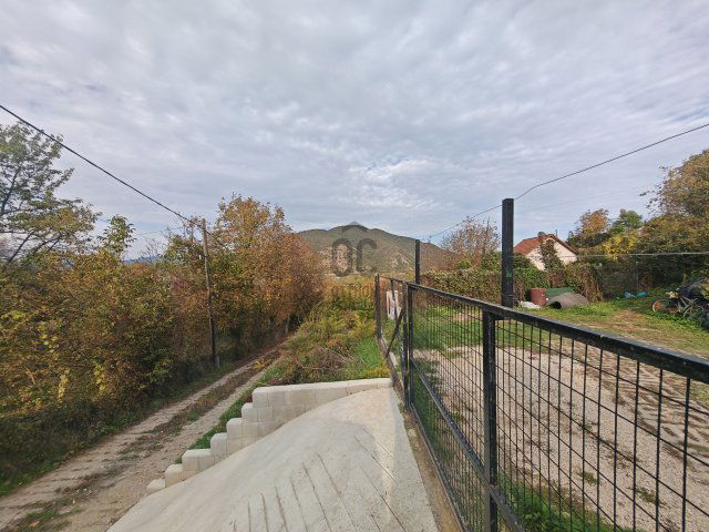 Eladó családi ház, Dömösön 17.9 M Ft, 2 szobás