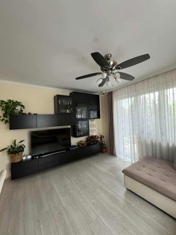 Eladó téglalakás, Budapesten, X. kerületben 129.9 M Ft, 3 szobás