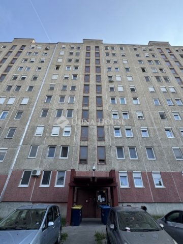 Eladó panellakás, Budapesten, III. kerületben 149.99 M Ft