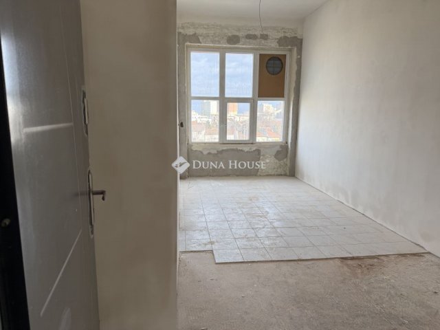 Eladó iroda, Budapesten, XXI. kerületben 32.5 M Ft, 2 szobás