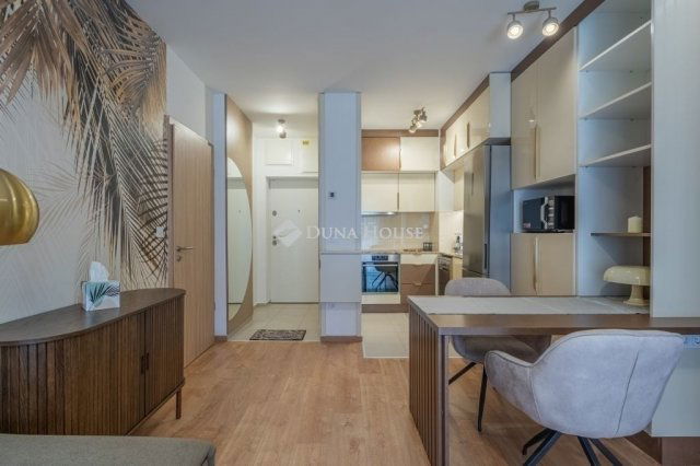 Eladó téglalakás, Budapesten, XIII. kerületben 100 M Ft