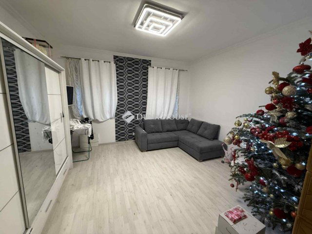 Eladó téglalakás, Mosonmagyaróváron 31.9 M Ft, 2 szobás