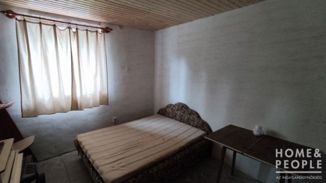 Eladó családi ház, Kisteleken 29.5 M Ft, 4 szobás
