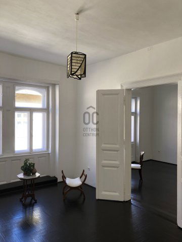 Kiadó téglalakás, albérlet, Budapesten, VI. kerületben