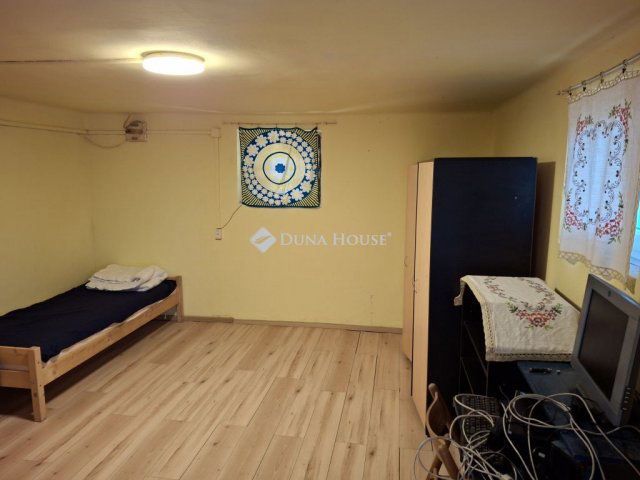 Kiadó téglalakás, albérlet, Alcsútdobozon 120 E Ft / hó