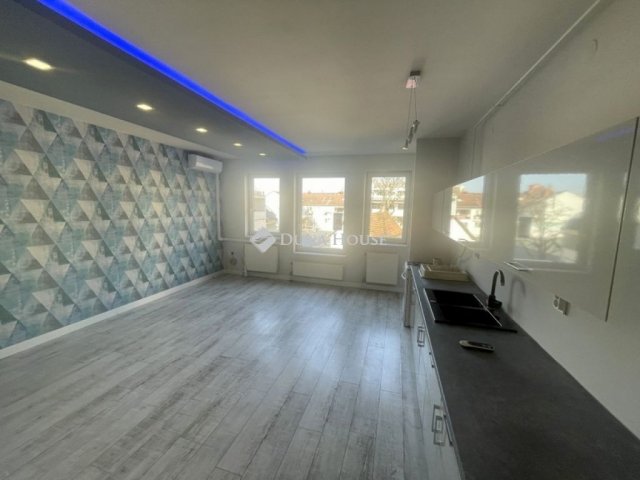 Eladó téglalakás, Nyíregyházán 52.9 M Ft, 2 szobás