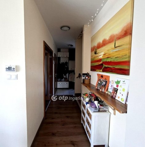 Eladó téglalakás, Biatorbágyon 149.9 M Ft, 5 szobás
